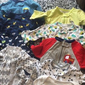 One Pieces - Bundle of 12 Baby boy footies One Pieces - Bundle of 12 Baby boy footies